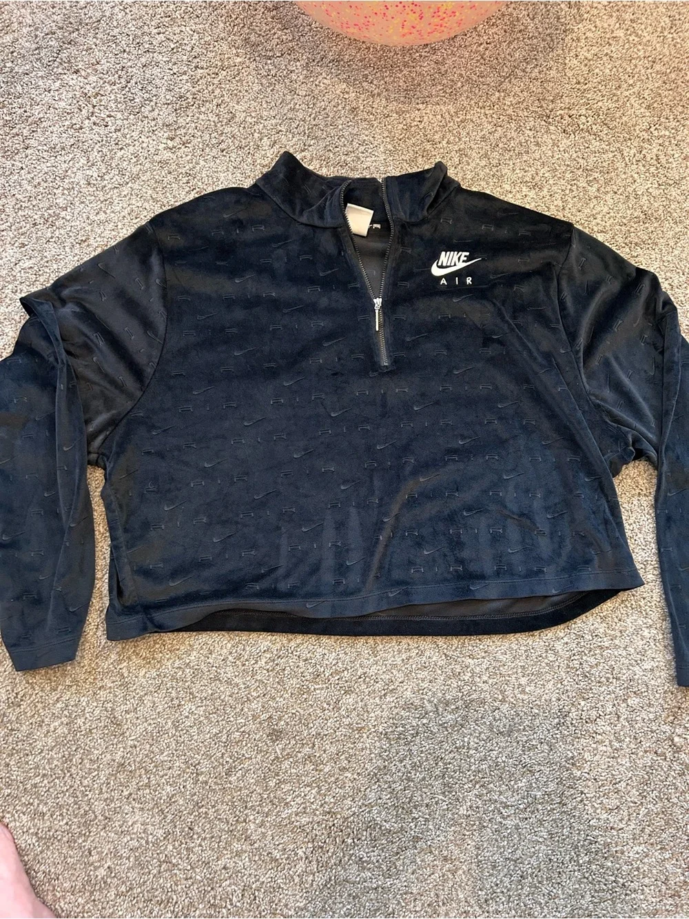 Nike Air Velour Embossed Logo 1/4 Pullover. Cropped. Sporty. EUC. SZ3X. Lounge
